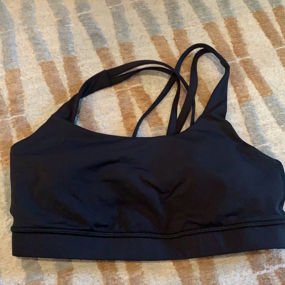 lululemon black sports bra